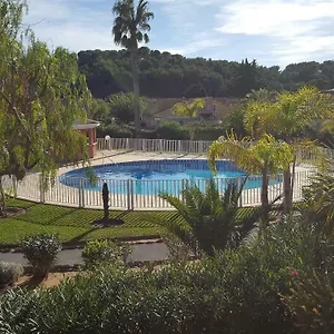 Hébergement de vacances Tahiti Parc Maisonnette 6 Pers 2, Le Lavandou