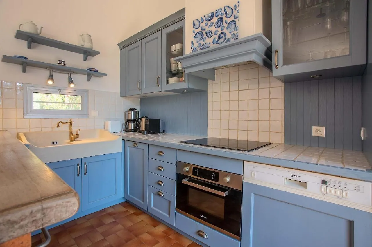 Residence Les Pescadieres Le Lavandou 0*,  France